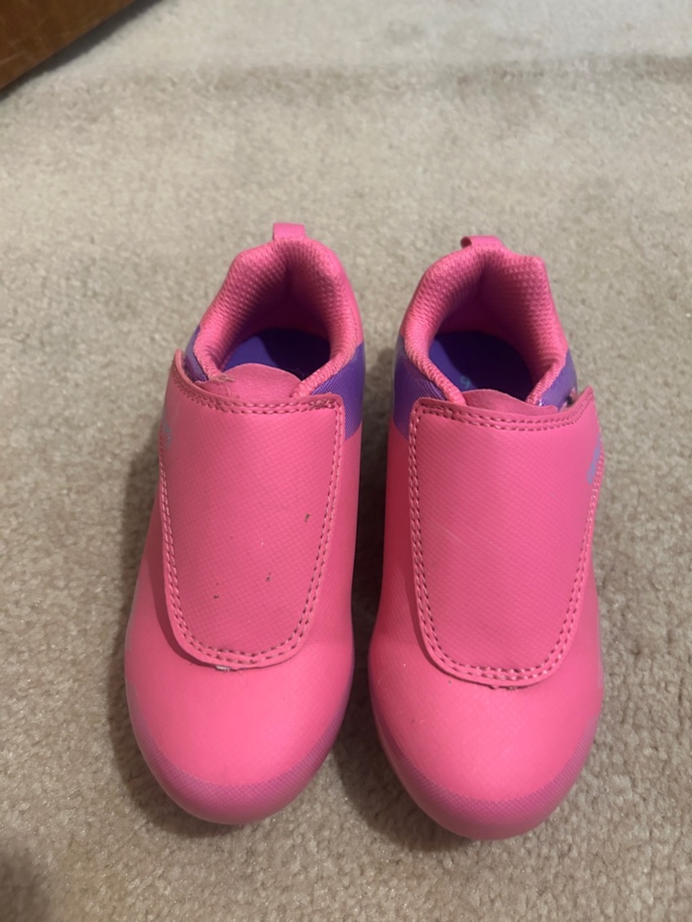 Kids Slip-On Soccer Cleats in Pink